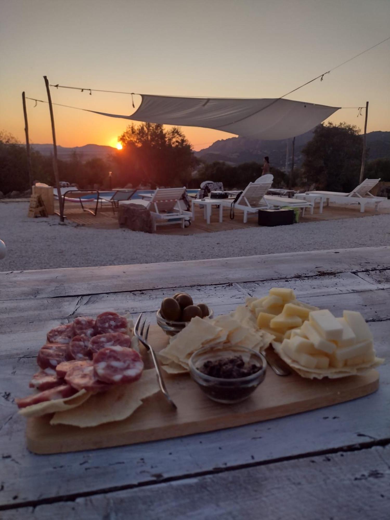 Hotel Pasare Glamping_Anglonaruralexperience à Perfugas Extérieur photo